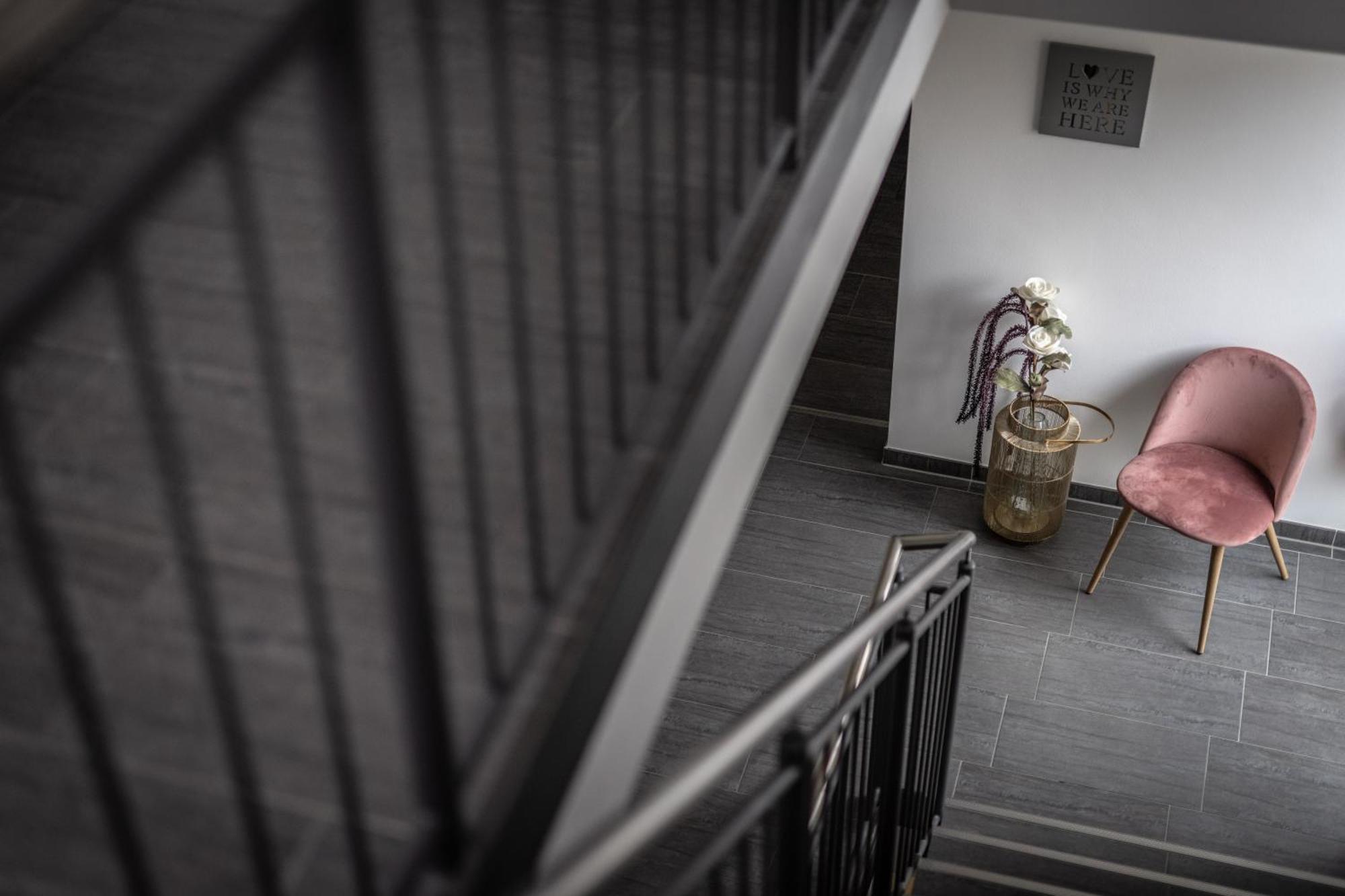Апарт отель Living Neuburg Нойбург-ан-дер-Донау Экстерьер фото